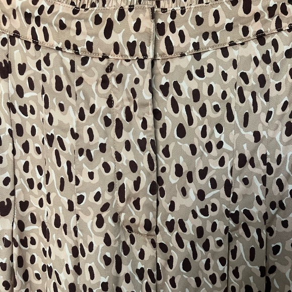 Anthropologie Isobel Pleated Leopard Print Wide-Leg Pants - Picture 4 of 9